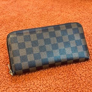 Woman’s wallet